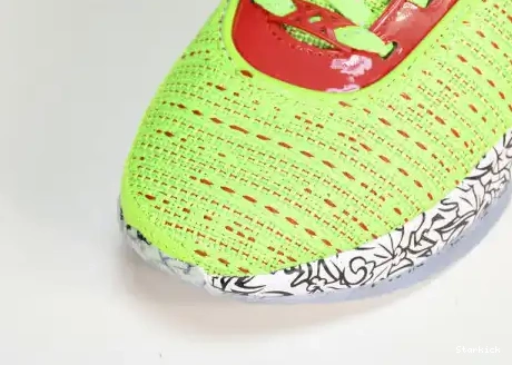 LeBron Nike  Stocking  Stuffer FJ4955-300 20 0514